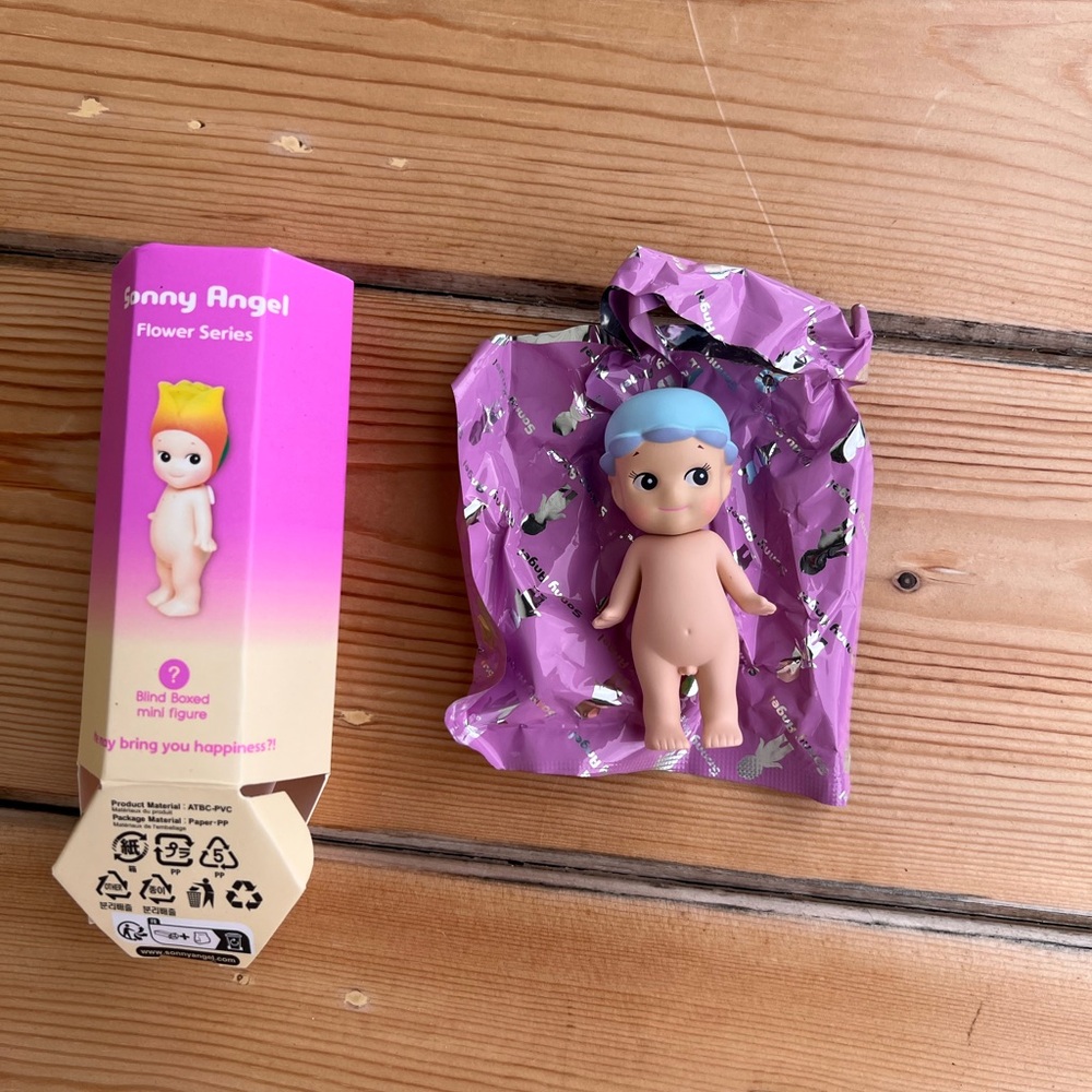 Sonny Angel “Flower” series- Lily Bell